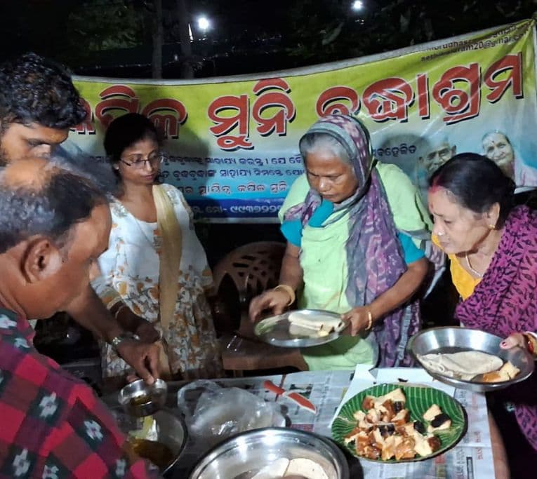 Supporting elderly homes with care